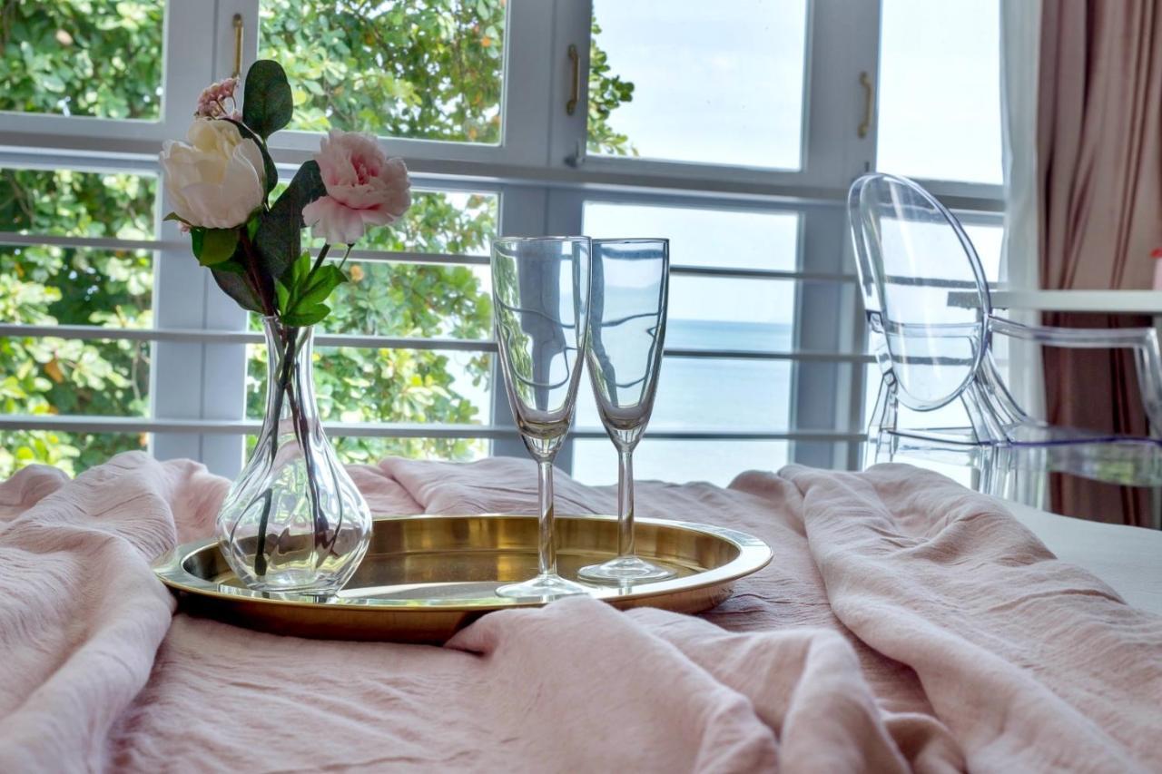 Smell Rose Beach Garden 바투 페링기 외부 사진